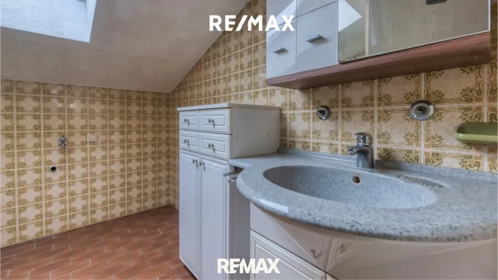 10-Zimmer-Gewerbeimmobilie kaufen in Vöcklabruck – 415 m², € 399.000 – Bild 8 von 21