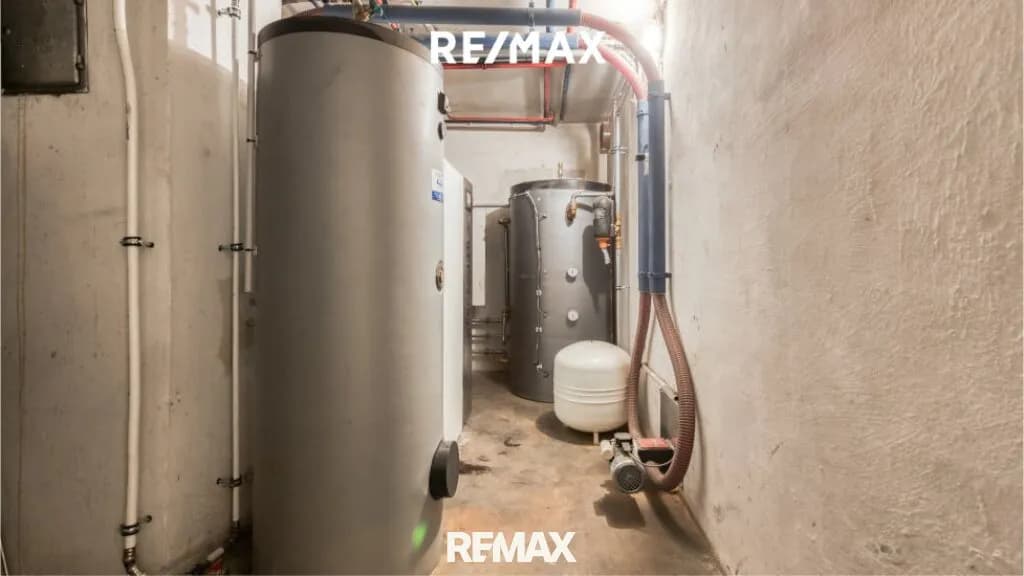 10-Zimmer-Gewerbeimmobilie kaufen in Vöcklabruck – 415 m², € 399.000 – Bild 12 von 21