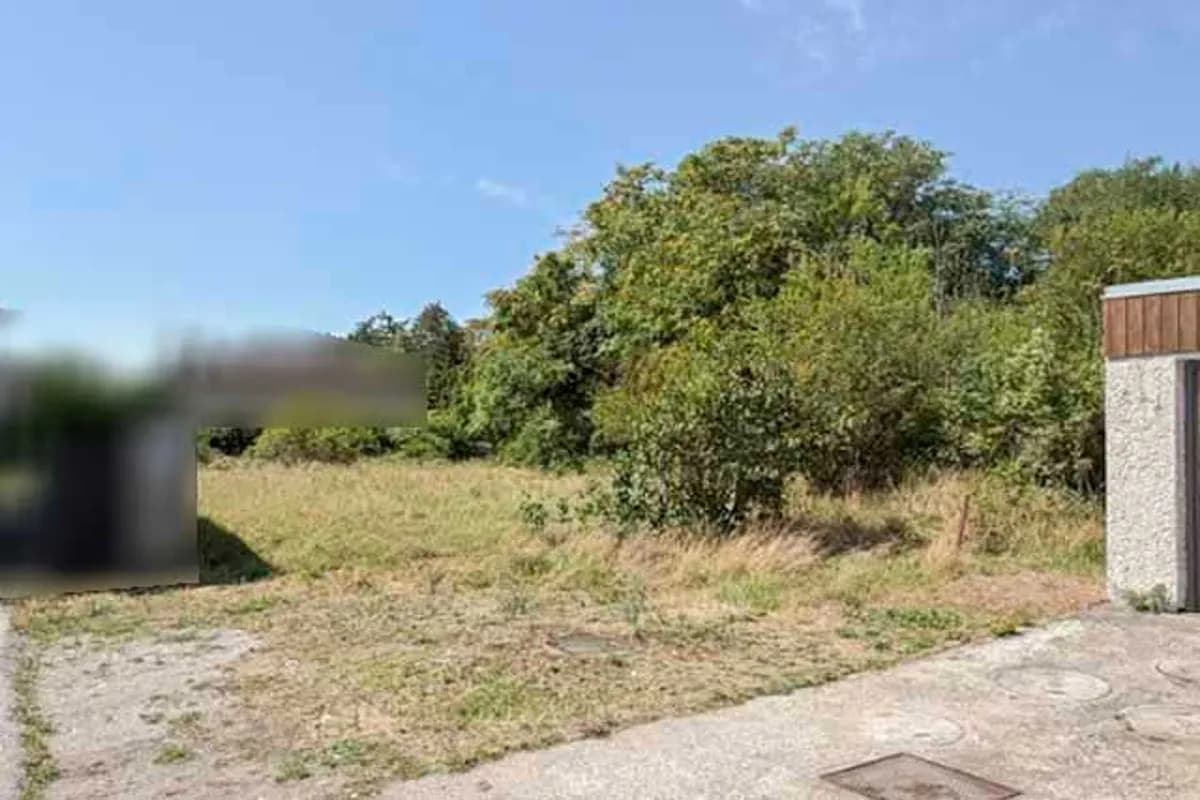Grundstück kaufen in Wiener Neustadt Land – 675 m², € 235.000 – Bild 2 von 4