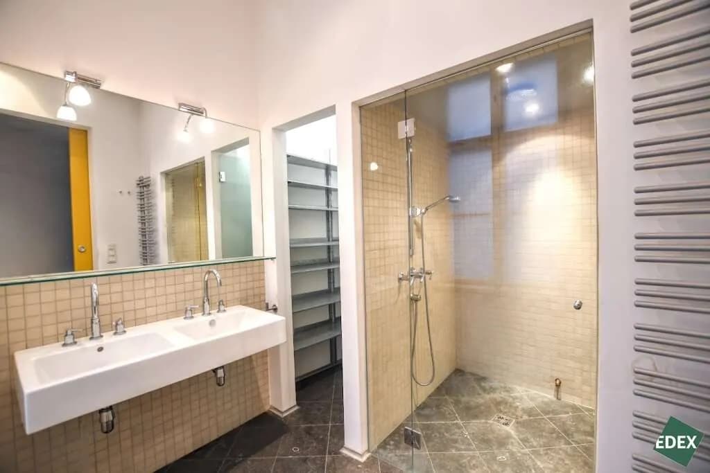 6-Zimmer-Gewerbeimmobilie mieten in Wien – 278 m², € 5.925 – Bild 21 von 24