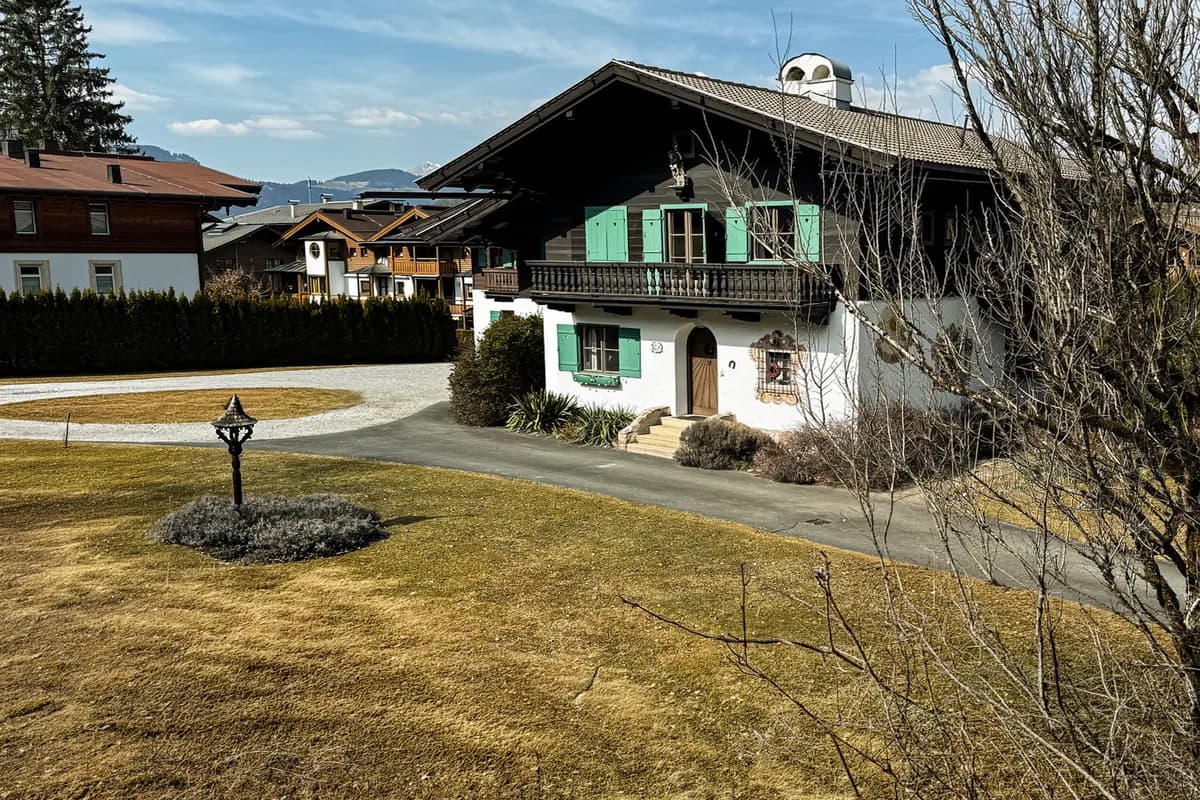 Grundstück kaufen in Kitzbühel – 3 003 m², € 7.500.000 – Bild 2 von 6