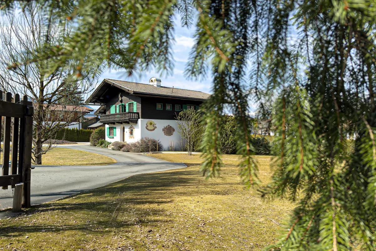 Grundstück kaufen in Kitzbühel – 3 003 m², € 7.500.000 – Bild 3 von 6