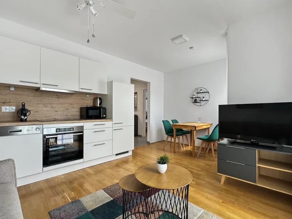 2-Zimmer-Wohnung kaufen in Wien – 42,4 m², € 320.000 – Bild 1 von 11