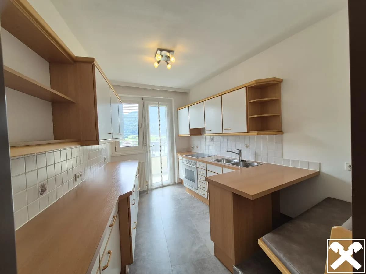 2-Zimmer-Wohnung mieten in Kufstein – 60 m², € 1.023 – Bild 2 von 9