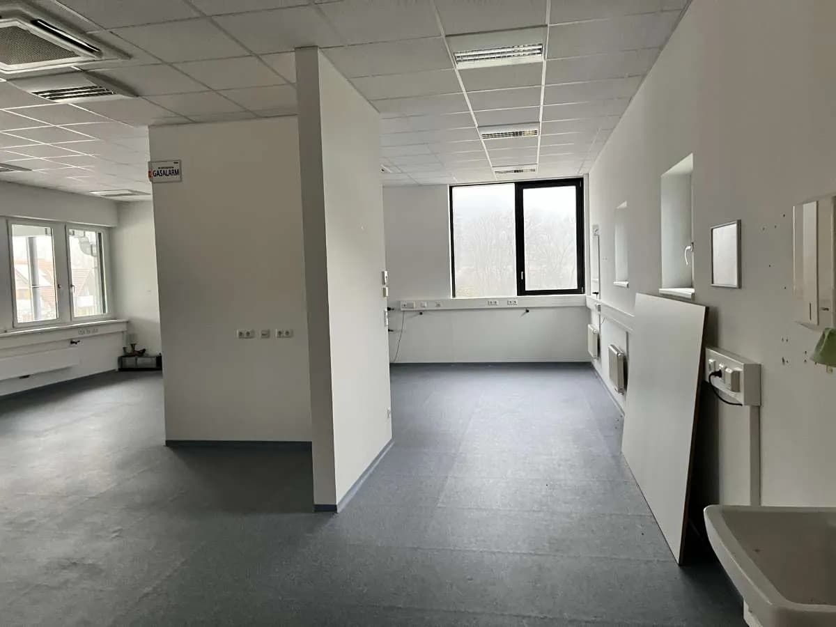Gewerbeimmobilie mieten in Graz-Umgebung – 985 m², € 14.939 – Bild 7 von 22