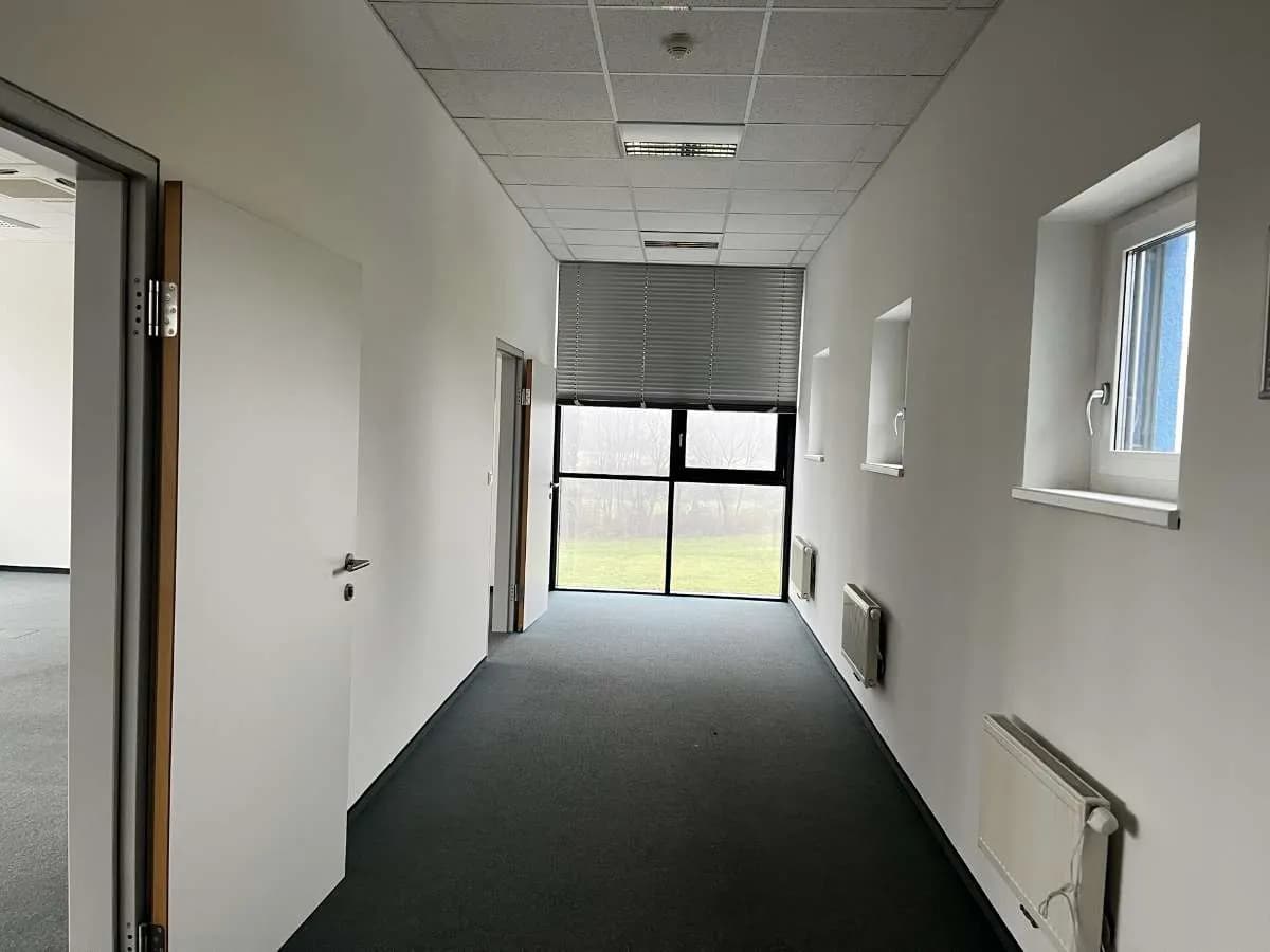 Gewerbeimmobilie mieten in Graz-Umgebung – 985 m², € 14.939 – Bild 21 von 22