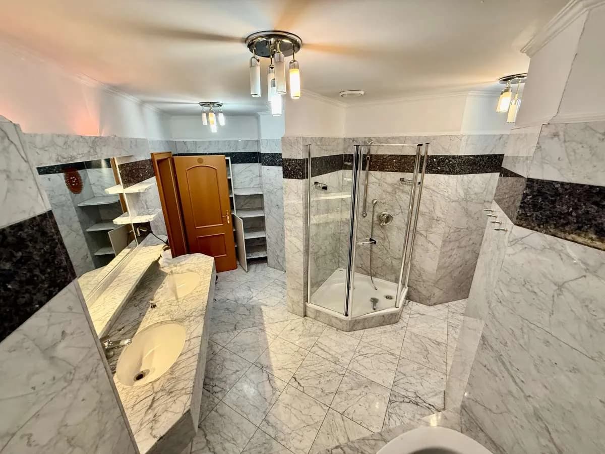 13-Zimmer-Haus kaufen in Korneuburg – 438,1 m², € 1.350.000 – Bild 12 von 16