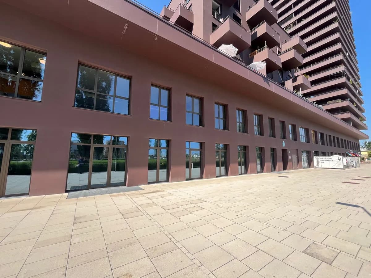Gewerbeimmobilie mieten in Graz – 1 545 m² – Bild 1 von 13