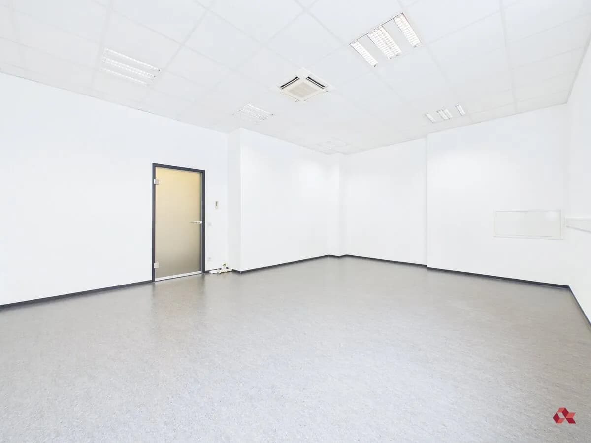 Gewerbeimmobilie mieten in Kufstein – 34 m², € 600 – Bild 4 von 12