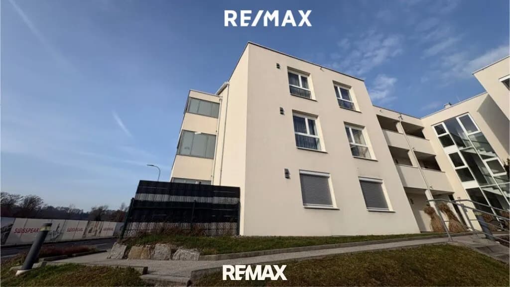 4-Zimmer-Wohnung kaufen in Vöcklabruck – 90 m², € 299.000 – Bild 2 von 12