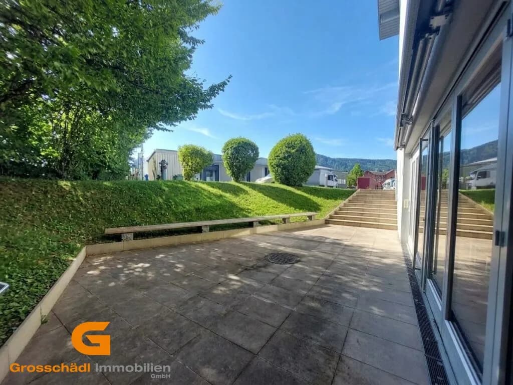 Gewerbeimmobilie mieten in Hallein – 1 079 m², € 7.558