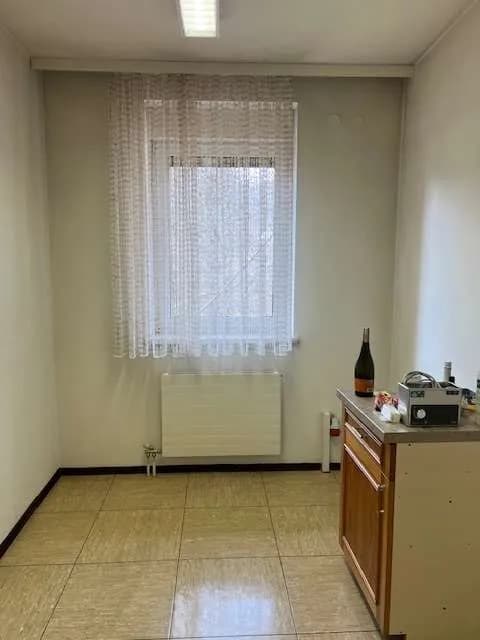 13-Zimmer-Gewerbeimmobilie mieten in Graz – 390 m², € 3.200 – Bild 25 von 49