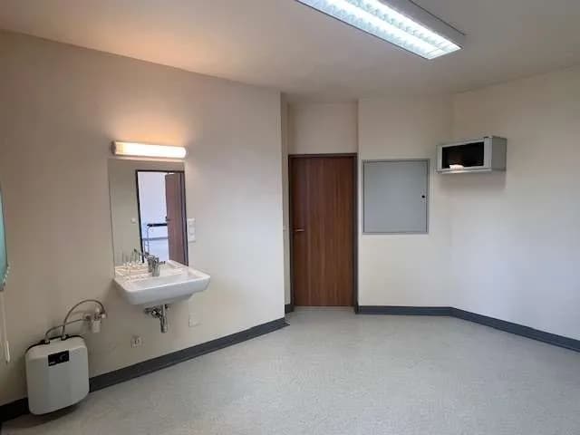 13-Zimmer-Gewerbeimmobilie mieten in Graz – 390 m², € 3.200 – Bild 37 von 49