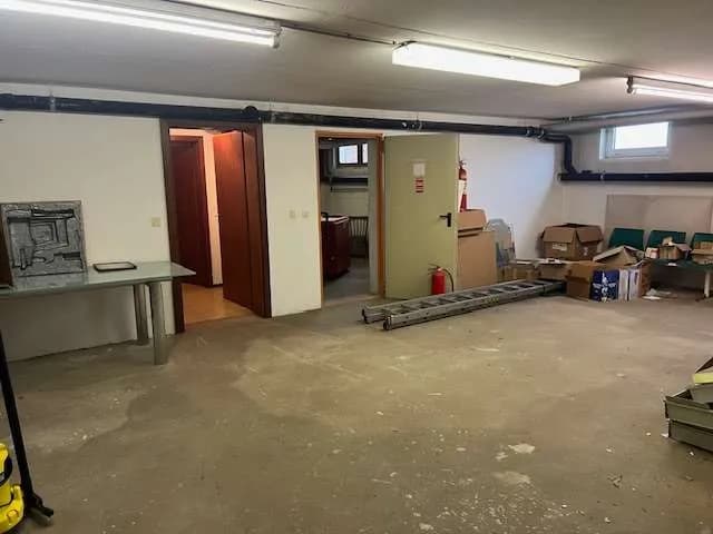 13-Zimmer-Gewerbeimmobilie mieten in Graz – 390 m², € 3.200 – Bild 43 von 49