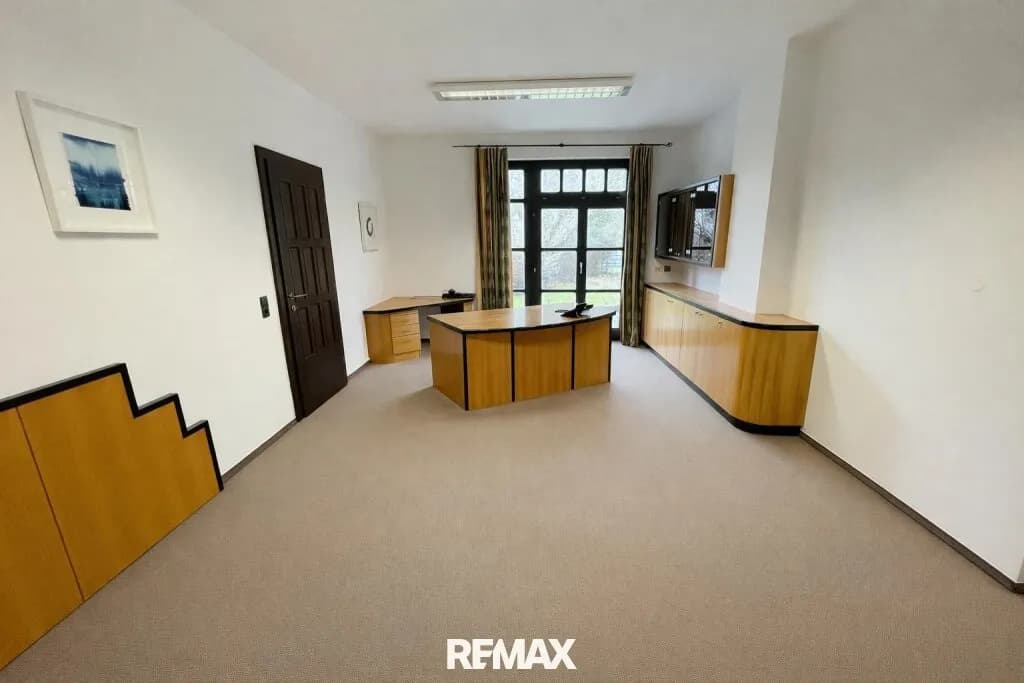 4-Zimmer-Gewerbeimmobilie mieten in Rohrbach – 174 m², € 1.618 – Bild 2 von 9