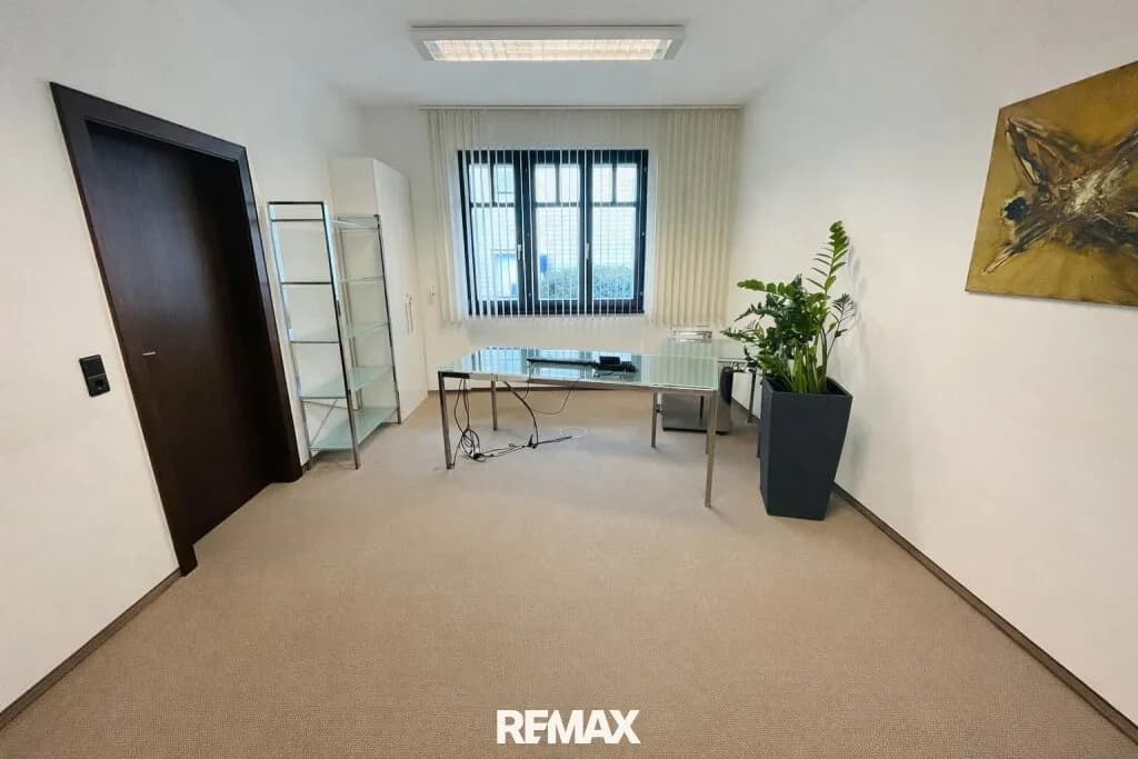 4-Zimmer-Gewerbeimmobilie mieten in Rohrbach – 174 m², € 1.618 – Bild 3 von 9