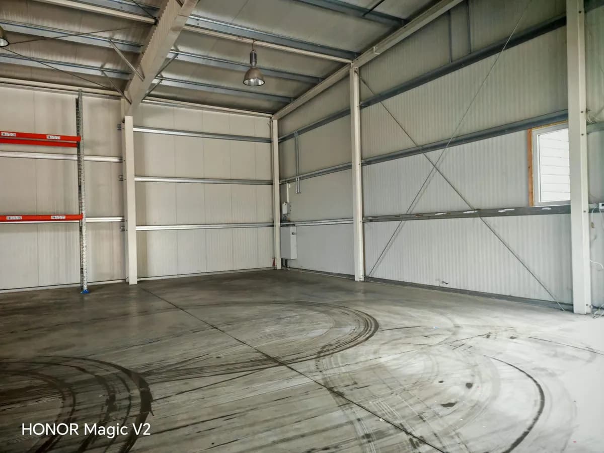 1-Zimmer-Gewerbeimmobilie mieten in Melk – 850 m², € 6 – Bild 5 von 6
