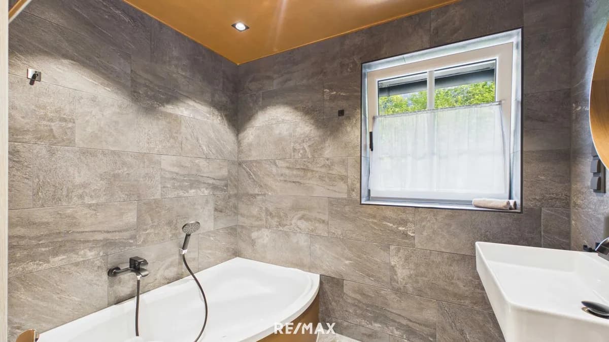 5-Zimmer-Gewerbeimmobilie kaufen in Kirchdorf an der Krems – 415 m², € 949.000 – Bild 20 von 20