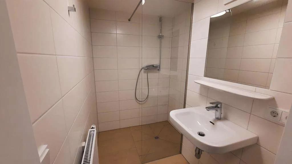 1-Zimmer-Wohnung mieten in Steyr – 9,29 m², € 452 – Bild 6 von 8