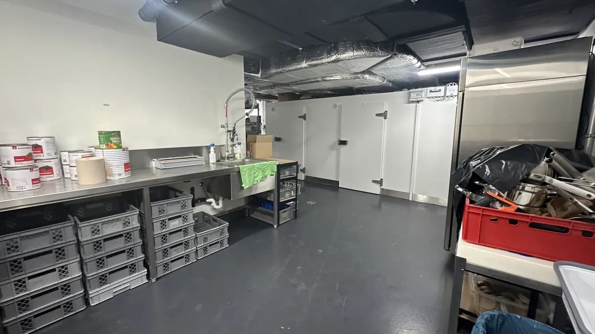Gewerbeimmobilie mieten in Wien – 526 m², € 10.439 – Bild 12 von 17