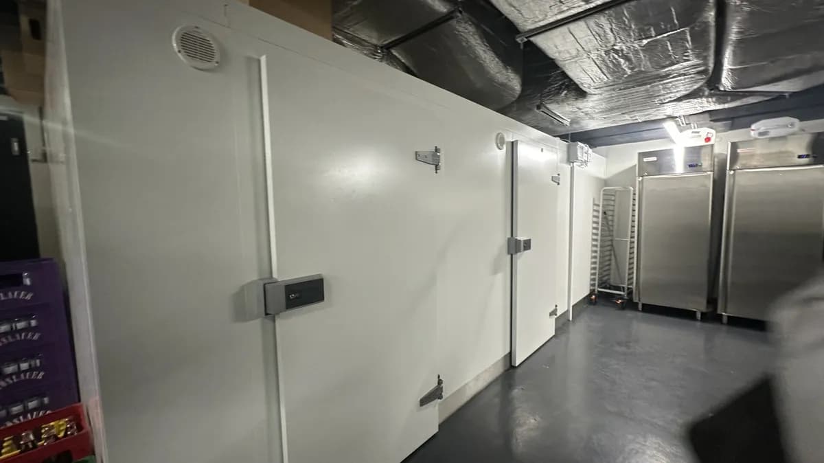 Gewerbeimmobilie mieten in Wien – 526 m², € 10.439 – Bild 13 von 17
