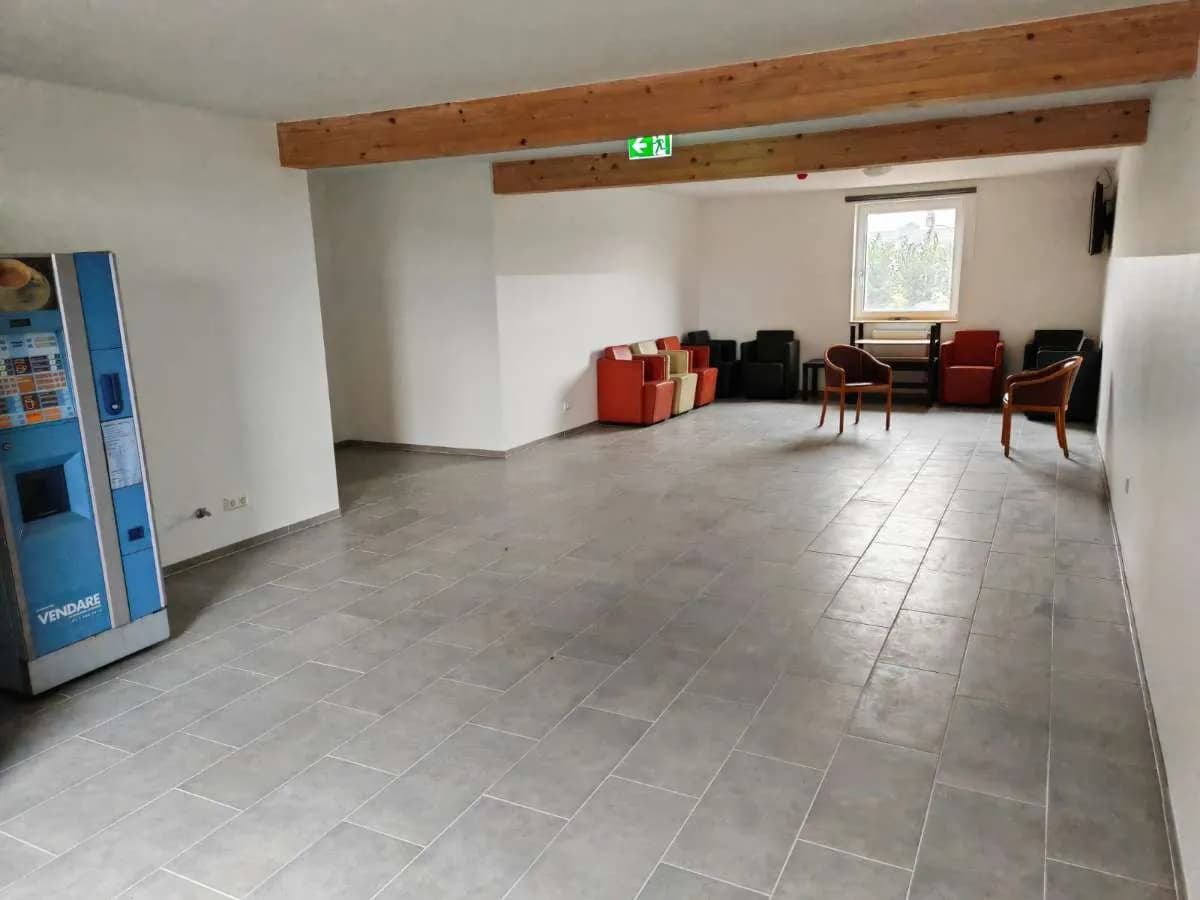 6-Zimmer-Gewerbeimmobilie mieten in Melk – 240 m², € 600 – Bild 3 von 6