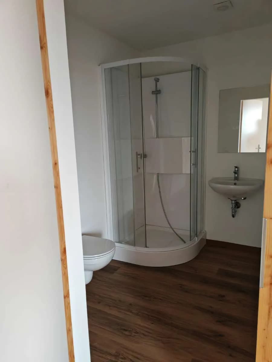 6-Zimmer-Gewerbeimmobilie mieten in Melk – 240 m², € 600 – Bild 5 von 6