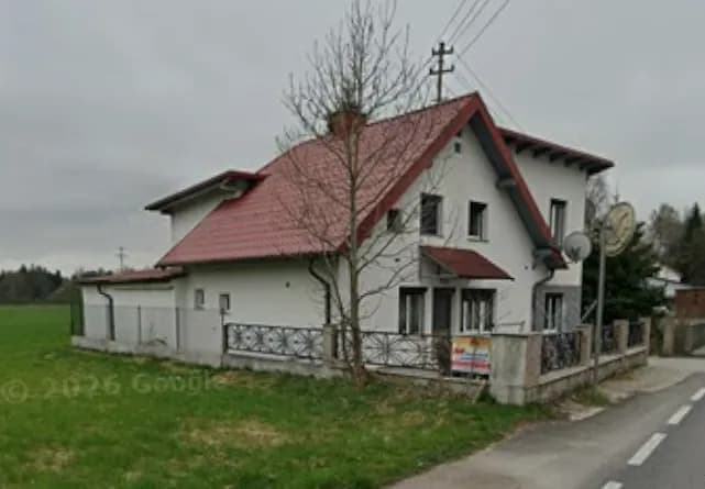 7-Zimmer-Haus mieten in Vöcklabruck – 180 m², € 1.600 – Bild 3 von 29