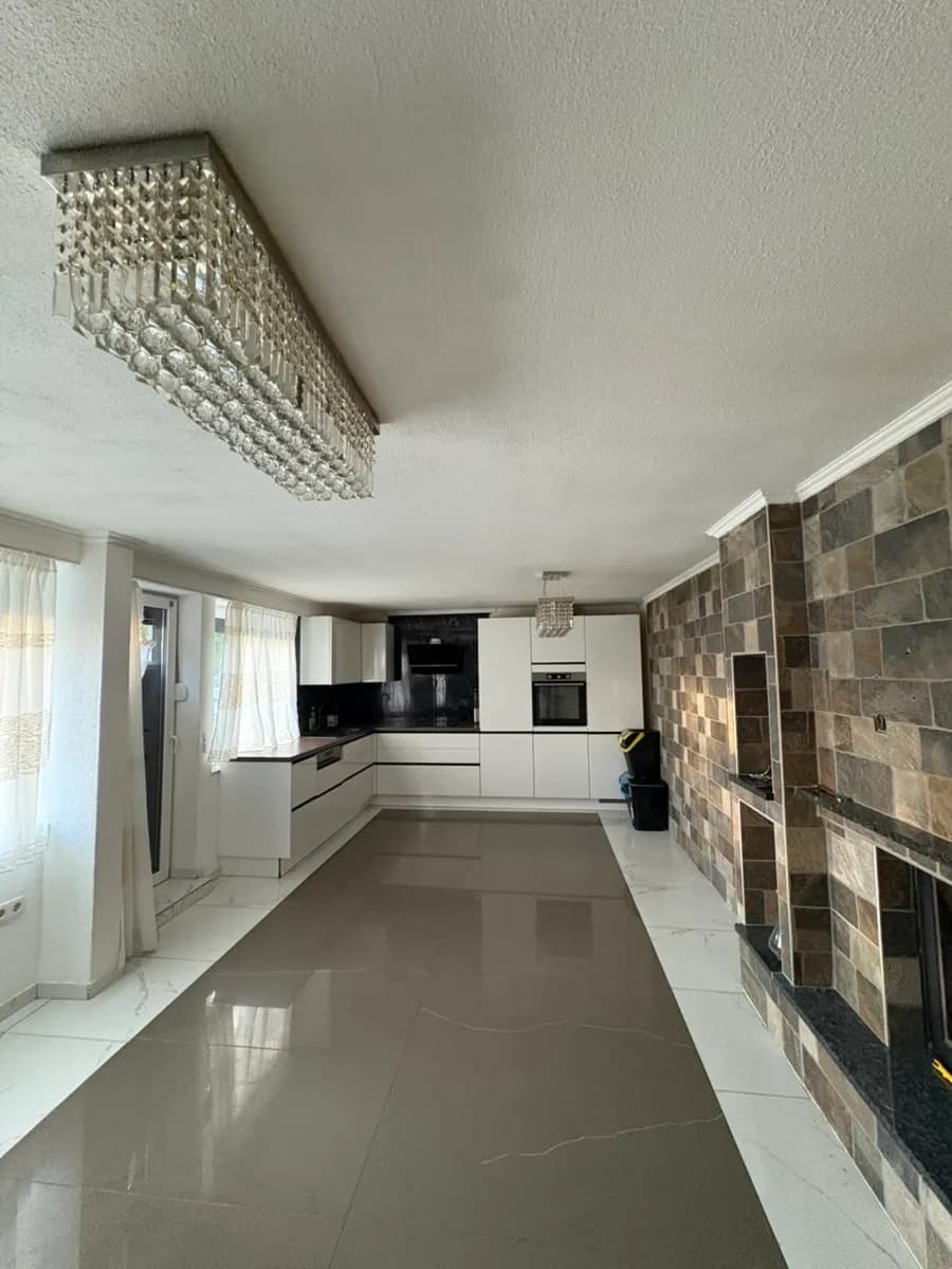 7-Zimmer-Haus mieten in Vöcklabruck – 180 m², € 1.600 – Bild 6 von 29