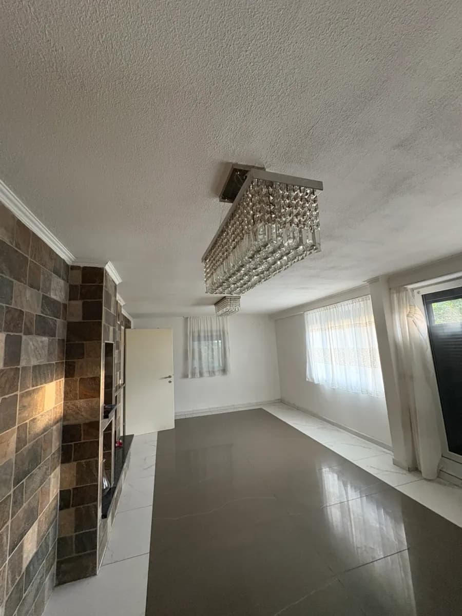 7-Zimmer-Haus mieten in Vöcklabruck – 180 m², € 1.600 – Bild 7 von 29