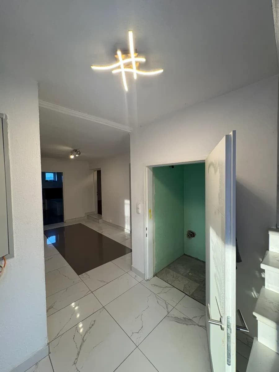 7-Zimmer-Haus mieten in Vöcklabruck – 180 m², € 1.600 – Bild 13 von 29