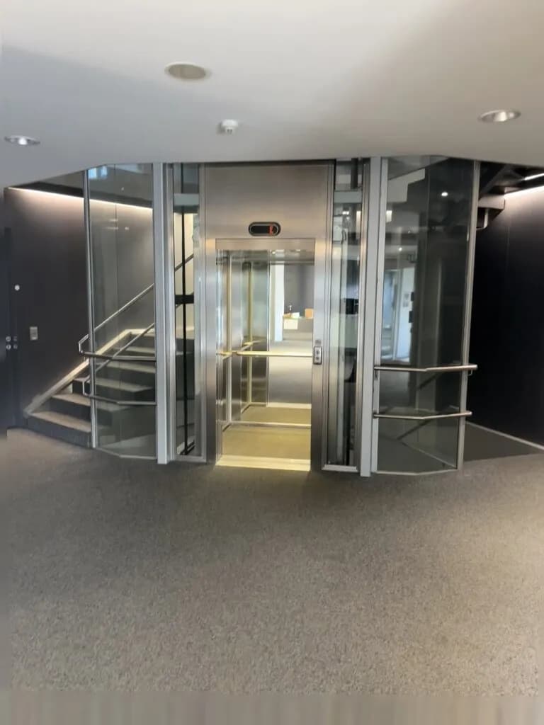1-Zimmer-Gewerbeimmobilie mieten in Vöcklabruck – 36 m², € 378 – Bild 3 von 8