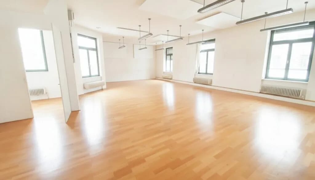 6-Zimmer-Gewerbeimmobilie mieten in Wien – 333 m², € 6.090