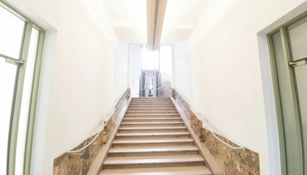 6-Zimmer-Gewerbeimmobilie mieten in Wien – 333 m², € 6.090 – Bild 6 von 7