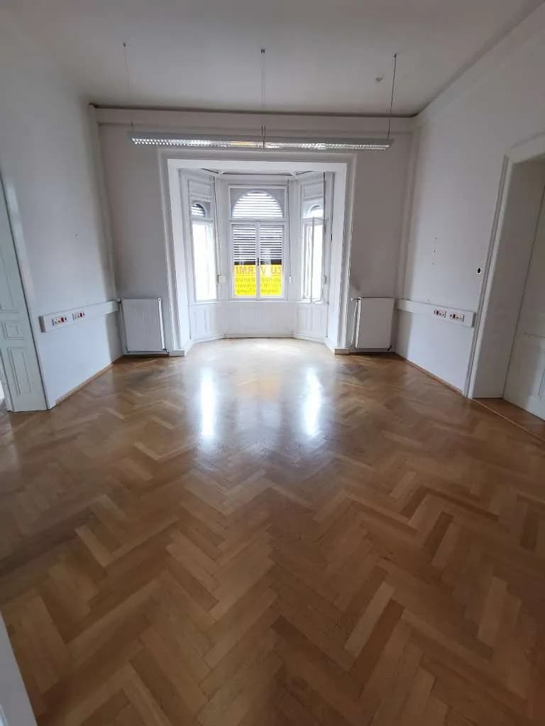 8-Zimmer-Gewerbeimmobilie mieten in Leoben – 300 m², € 3.760 – Bild 6 von 14