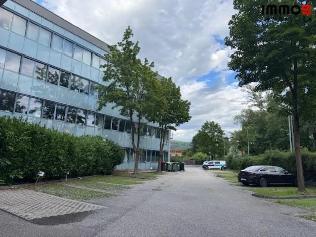 4-Zimmer-Gewerbeimmobilie mieten in Linz – 109 m², € 963 – Bild 4 von 17