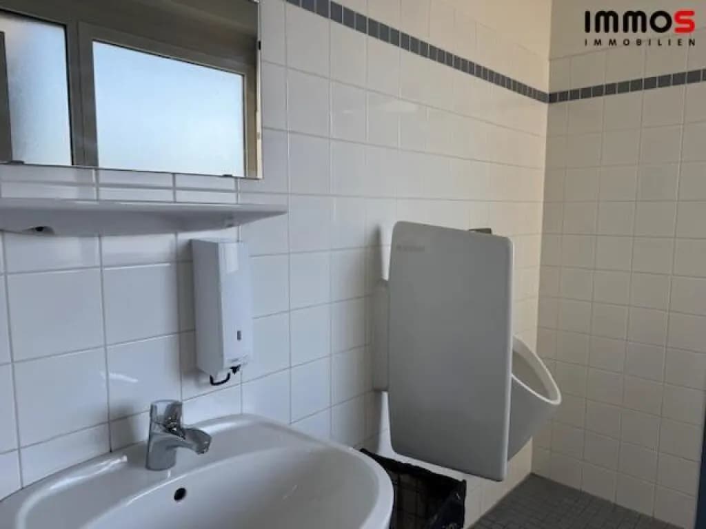 4-Zimmer-Gewerbeimmobilie mieten in Linz – 109 m², € 963 – Bild 15 von 17