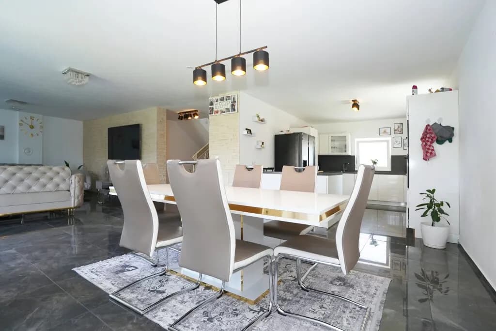 4-Zimmer-Haus kaufen in Klagenfurt Land – 157 m², € 549.000 – Bild 6 von 17