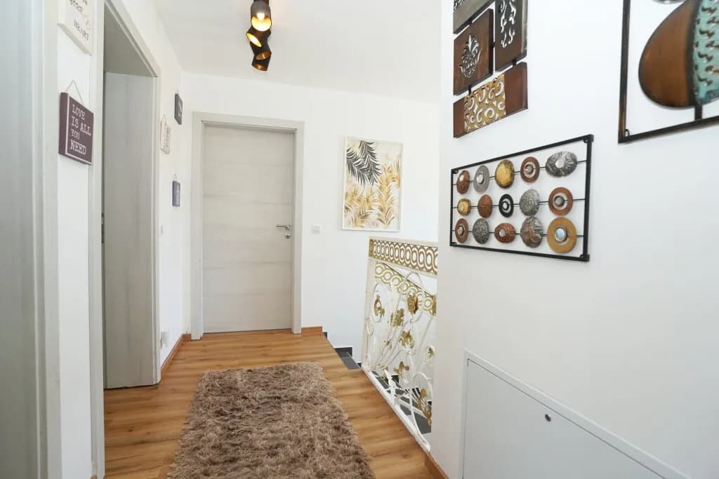 4-Zimmer-Haus kaufen in Klagenfurt Land – 157 m², € 549.000 – Bild 8 von 17