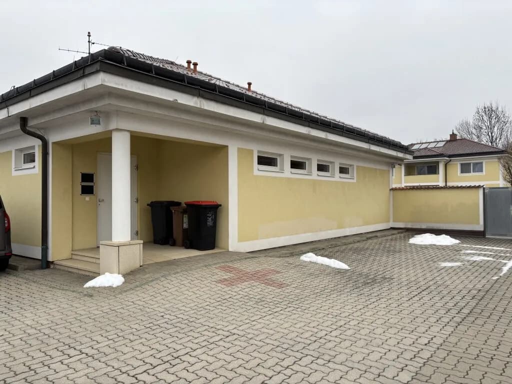 7-Zimmer-Gewerbeimmobilie mieten in Oberwart – 230 m², € 2.027