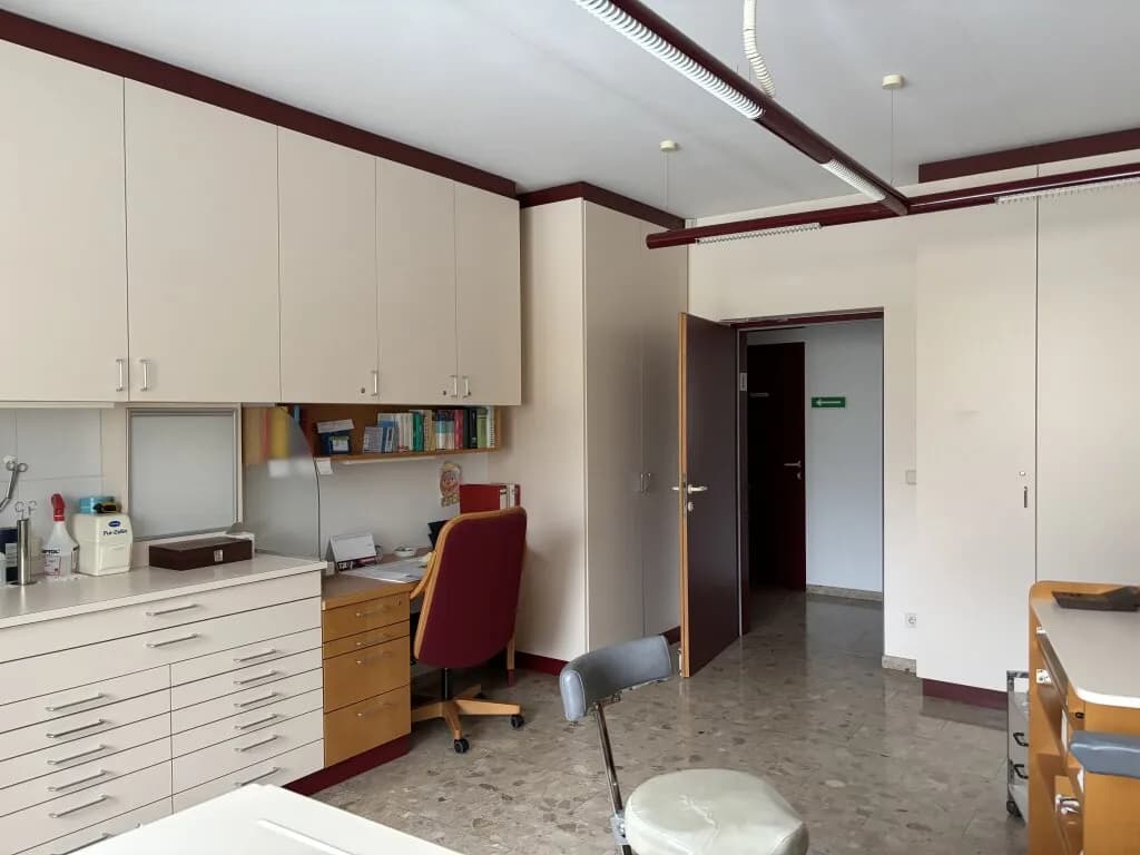 7-Zimmer-Gewerbeimmobilie mieten in Oberwart – 230 m², € 2.027 – Bild 10 von 25