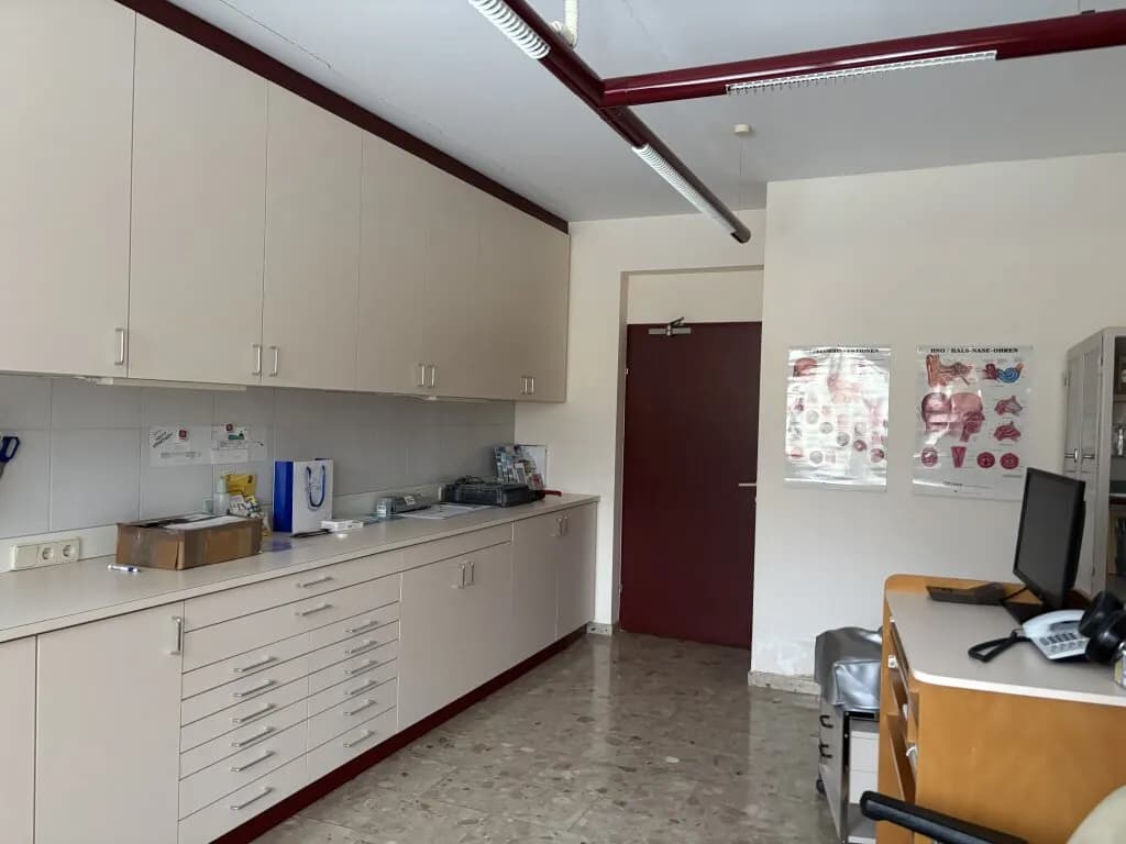 7-Zimmer-Gewerbeimmobilie mieten in Oberwart – 230 m², € 2.027 – Bild 11 von 25