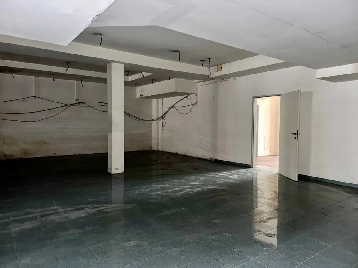 Gewerbeimmobilie kaufen in Wiener Neustadt – 880 m², € 499.000 – Bild 11 von 24