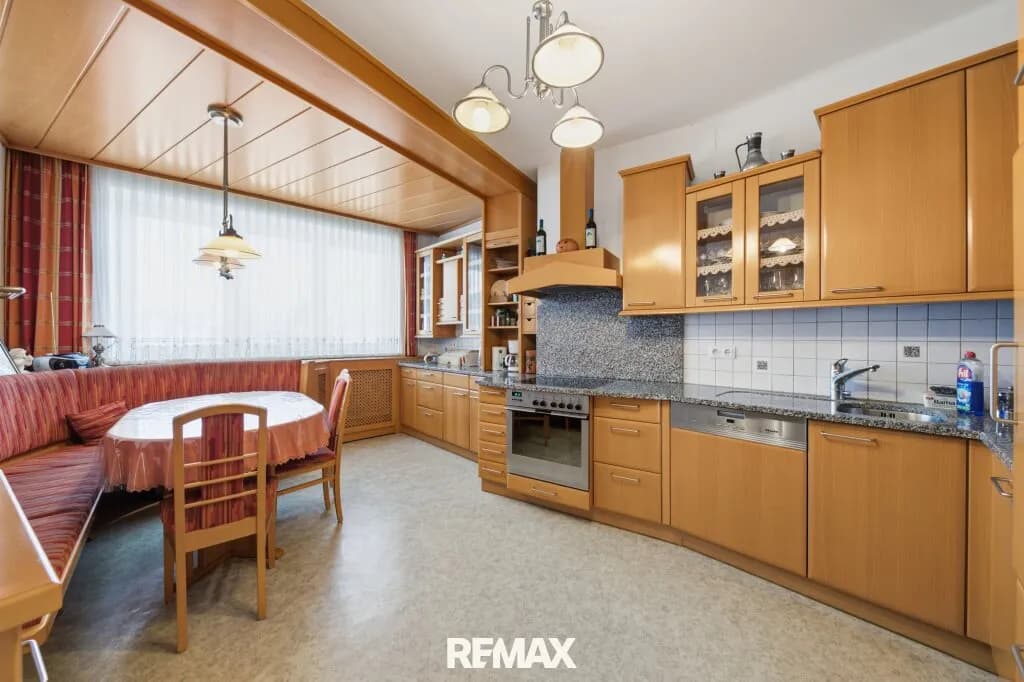5-Zimmer-Haus kaufen in Hollabrunn – 151 m², € 349.900 – Bild 8 von 27