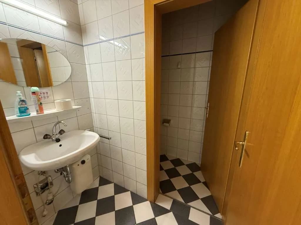 3-Zimmer-Gewerbeimmobilie mieten in Sankt Johann im Pongau – 95 m², € 1.153 – Bild 9 von 10