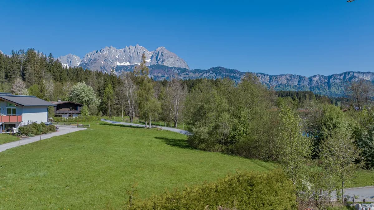 Grundstück kaufen in Kitzbühel – 823 m², € 1.325.000