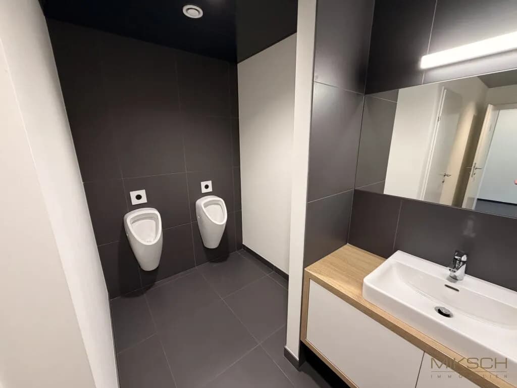 Gewerbeimmobilie mieten in Baden – 280 m², € 24 – Bild 15 von 16