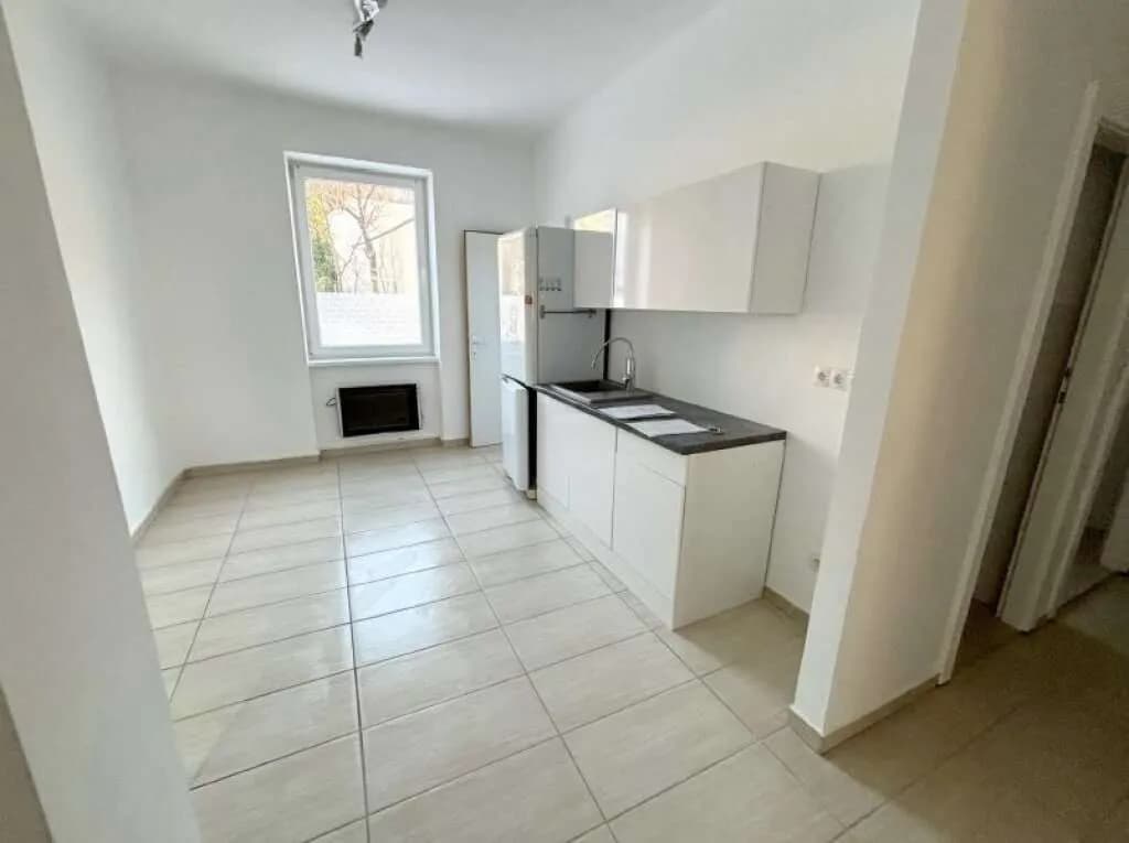 3-Zimmer-Gewerbeimmobilie mieten in Neunkirchen – 80 m², € 783 – Bild 4 von 9