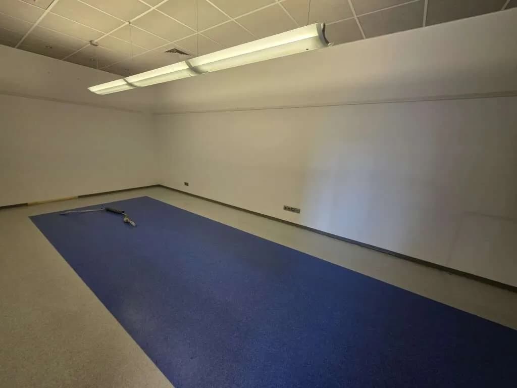 27-Zimmer-Gewerbeimmobilie mieten in Wien – 1 200 m², € 8.400 – Bild 8 von 9