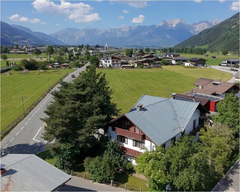 Grundstück kaufen in Zell am See – 648 m², € 495.000